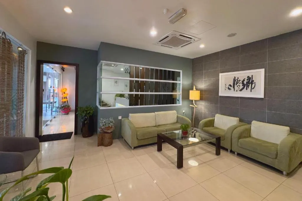 Country Inn Johor Bahru 3*,  Malásia